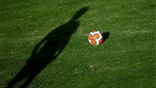  تاپ سکرت  پیشنهاد 100 میلیاردی یک بازیکن به سپاهان