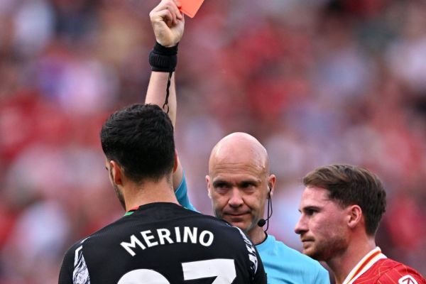  آرسنال؛ تیمی با بیشترین کارت قرمز در فصل ۲۰۲۴ ۲۵ لیگ برتر