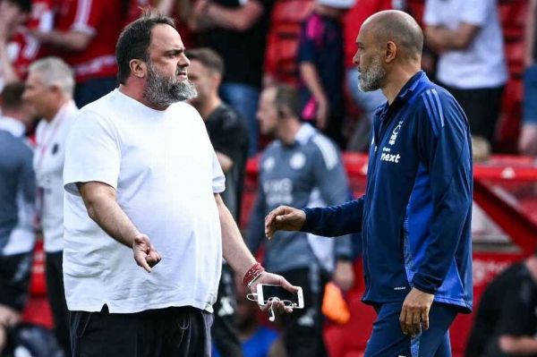  توضیحات سرمربی و مالک باشگاه ناتینگهام فارست درباره درگیری‌شان