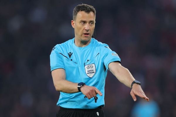 داور جنجالی فینال تمام انگلیسی لیگ اروپا؛ داوری با سابقه تبانی