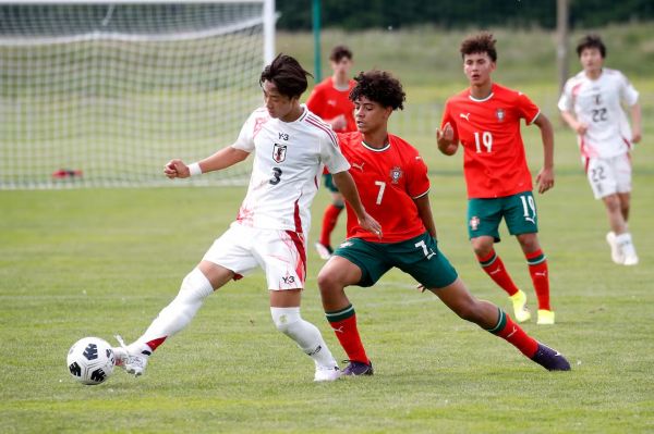  عکس؛ اولین بازی پسر رونالدو در تیم نوجوانان پرتغال