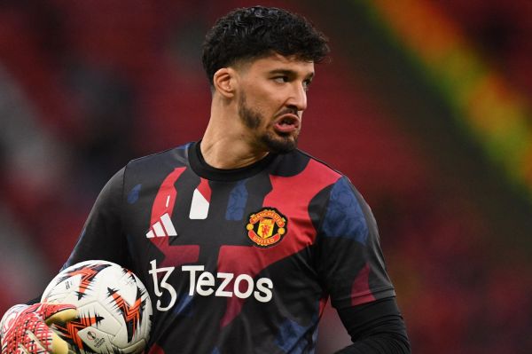  جنجال در شبکه‌های اجتماعی  جشن دروازه بان منچستریونایتد پس از گل حریف