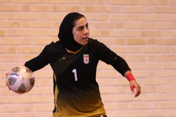 توسلی امیدوارم شرایط فوتبال و فوتسال زنان متفاوت شود