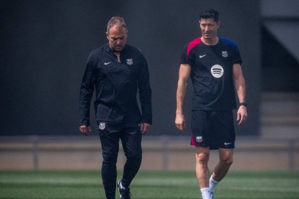 دو راهی فلیک؛ بازی دادن یا ندادن به لواندوفسکی