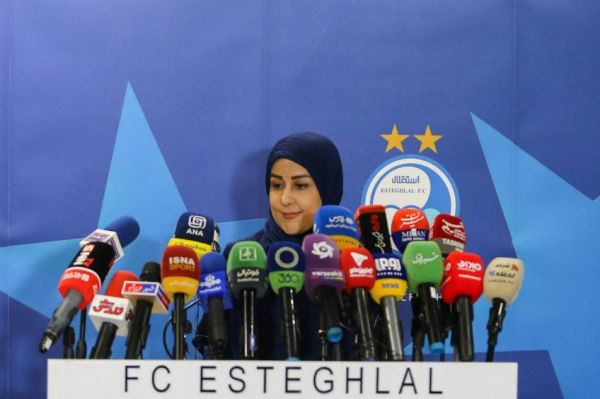  سخنگوی استقلال  نامه‌نگاری‌ها برای سفر سیدورف به تهران انجام شد  یک مدیر ورزشی هم انتخاب می‌شود