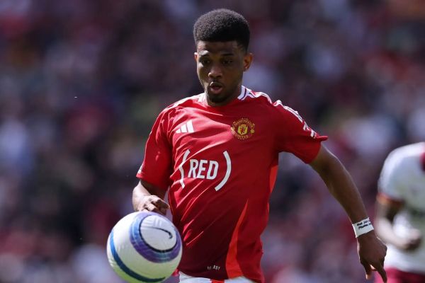 حضور ستارگان منچستریونایتد در دیدار حساس تیمهای سابقشان