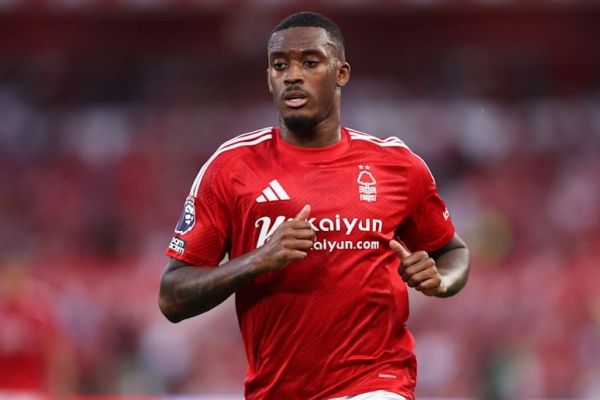  منچستریونایتد و زیر نظر گرفتن شرایط ستاره سابق چلسی