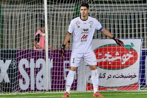 اتفاق عجیب در ترکیب سپاهان؛ نیازمند نیمکتنشین شد