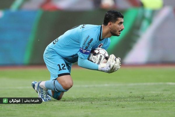  شکوری  صحبت‌هایی با استقلال شده اما قرارداد دارم