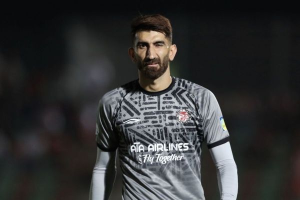 بیرانوند جمعه سیاه را به جمعه سفید تراکتور تبدیل میکنیم