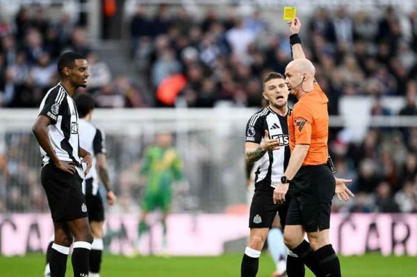  اجرای قانون جدید در لیگ برتر انگلیس به نفع داوران