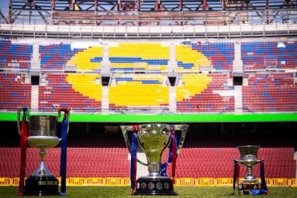 عکس؛ سه گانه داخلی بارسلونا در ورزشگاه نیوکمپ