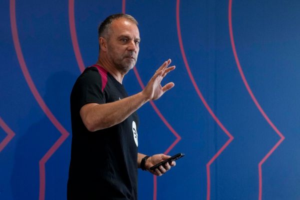  ایده جالب فلیک  استفاده از یازده بازیکن آکادمی در ترکیب