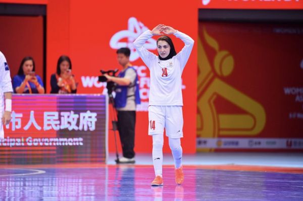 ترکمان امیدوارم در آینده با تیم ایران قهرمان جام ملت ها شوم