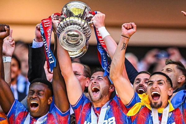  تیمی که اولین جام تاریخ خود را مقابل منچسترسیتی به دست آورد