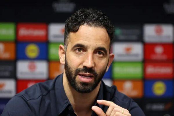  مدیران منچستریونایتد، نگران خروج آموریم