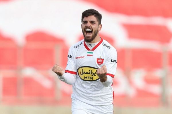 مخالفت باشگاه پرسپولیس با جدایی عمری