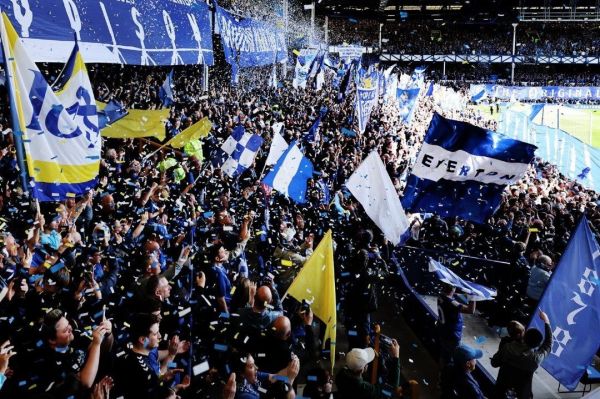 تاریخیترین استادیوم فوتبال انگلیس بازنشسته شد