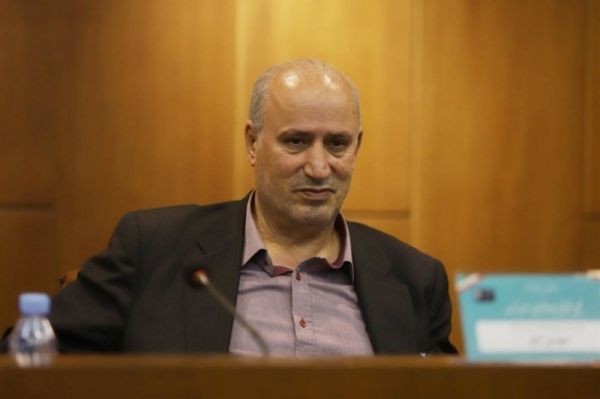  تاج  شاید برخی از باشگاه‌های مهم نتوانند مجوز حرفه‌ای بگیرند