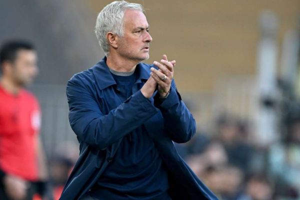 آقای خاص من انسان وفاداری هستم