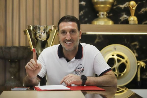 ادموند بزیک معاون آکادمی پرسپولیس شد