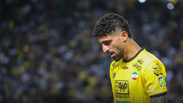  سپاهان چگونه دانشگر را از چنگ استقلال درآورد