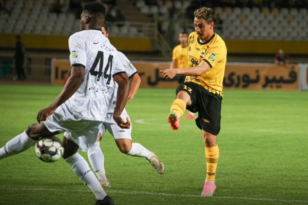  مهاجم فرانسوی سپاهان دادگاهی شد