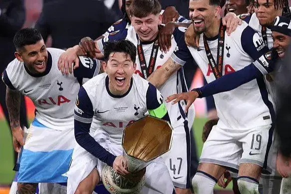  بیانیه رسمی یوفا پس از کم آمدن مدال در فینال لیگ اروپا