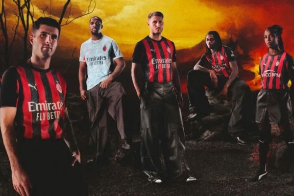  رونمایی از لباس میلان برای فصل جدید  عکس