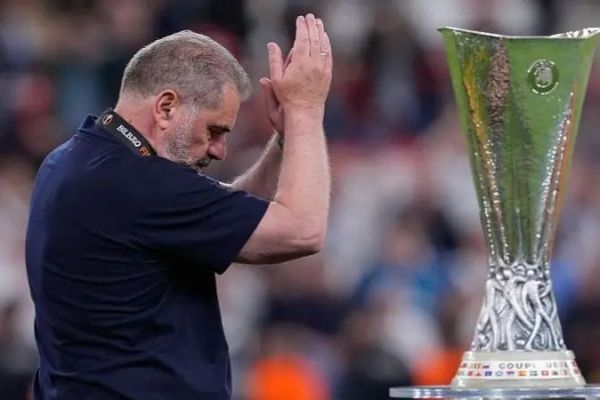  با وجود قهرمانی لیگ اروپا؛ گزینه‌های جانشینی تاتنهام برای مربی استرالیایی