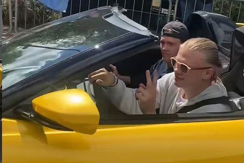 رونمایی غول نروژی منچسترسیتی از خودروی لوکس و جدید