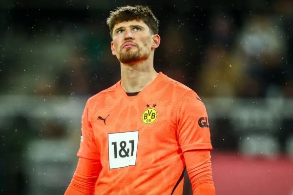  چرخش 180 درجه‌ای گلر مدنظر چلسی