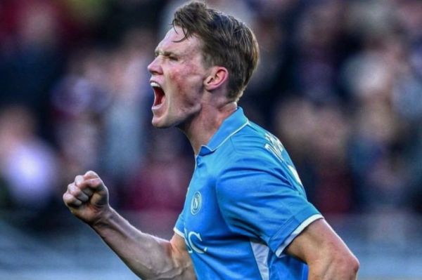 ستاره سابق منچستریونایتد در سریآ میدرخشد