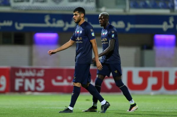 رقم بالای رضایتنامه جذب زارع را سخت کرد