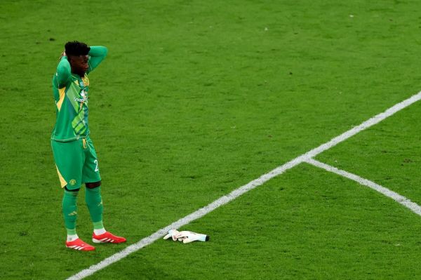  باشگاه گمنام عربستانی هم دروازه‌بان منچستریونایتد را نخواست