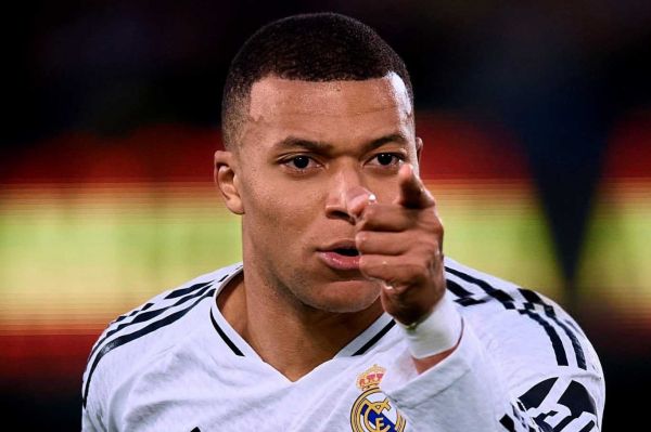 رده بندی کفش طلای اروپا در سال 2025 عکس