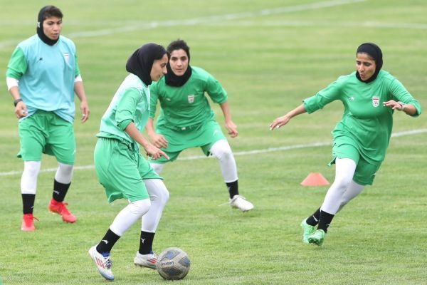  برگزاری تمرین شاداب ملی پوشان زیر نظر جعفری