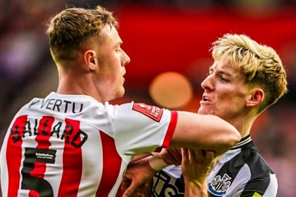  اضافه شدن یک دربی پرحاشیه به بازی‌های فصل آینده لیگ جزیره