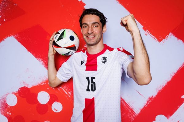 مدافع پرسپولیس به تیم ملی دعوت شد