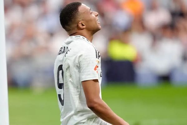  چرا جایزه توپ طلا به امباپه نخواهد رسید