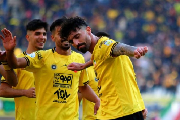  انتقاد از مدیران استقلال؛ چرا پیش از امضای نهایی به دانشگر پول دادید