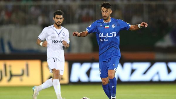  کنایه سنگین رضاوند به آذری‌جهرمی؛ با شیرموز در جشن قهرمانی