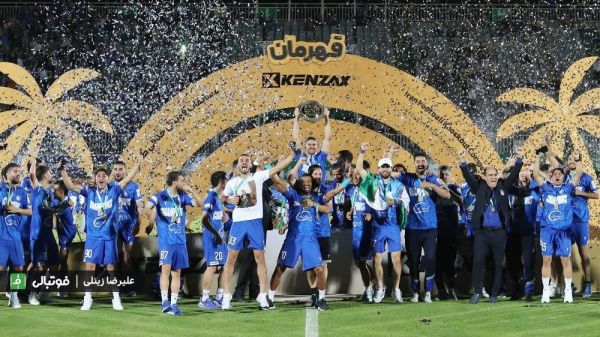  استقلال یک - ملوان صفر  در هشت خرداد اتفاق افتاد  جام هشتم با آقای هشتِ شاکی