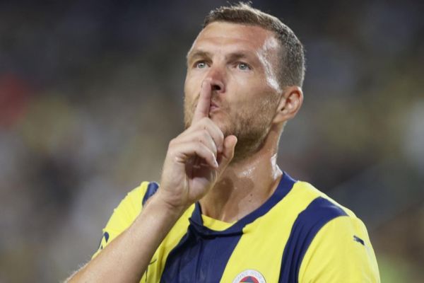  پیام مهاجم محبوب و سرشناس پس از وداع با فنرباغچه