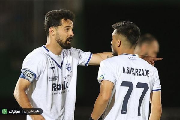  نورافکن به سیم آخر زد؛ شجاعت عذرخواهی داشته باشید   عکس