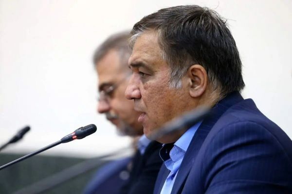 تاجرنیا به دنبال رفع مشکلات در مورد زیان انباشته بودیم