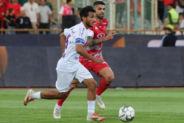  باشگاه هوادار در انتظار پرداخت رضایت‌نامه صادقی