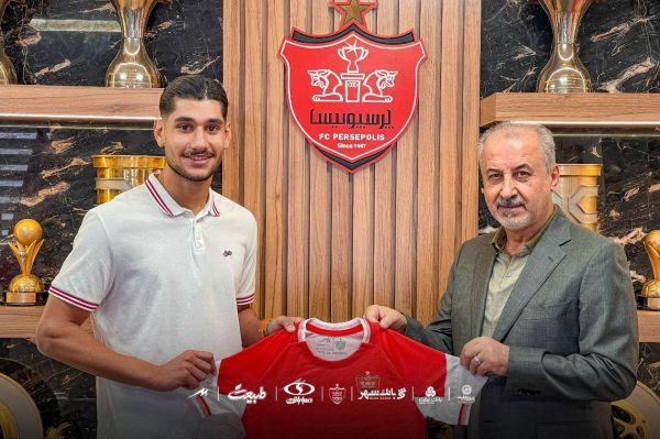  قرارداد حرفه‌ای سه بازیکن آکادمی باشگاه با پرسپولیس