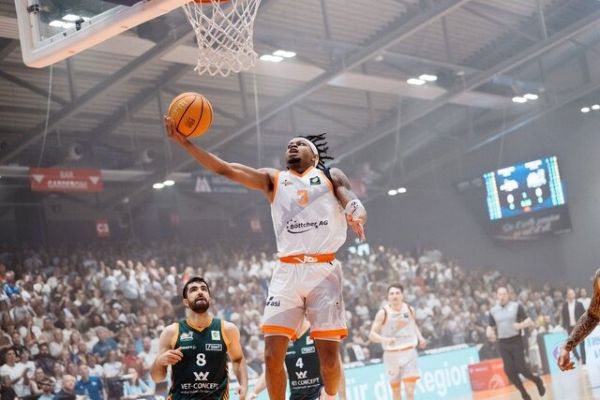 قهرمانی یاران یخچالی در لیگ بسکتبال آلمان