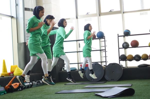 تمرین یک ساعته تیم ملی بانوان در ساختمان پک